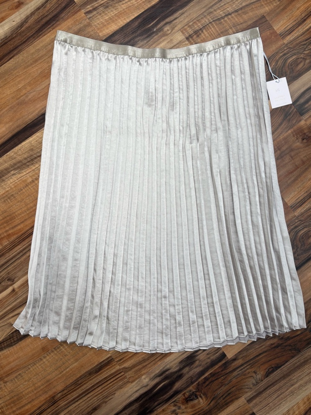 LC Lauren Conrad Cream Pleated Midi Skirt NWT size 3X